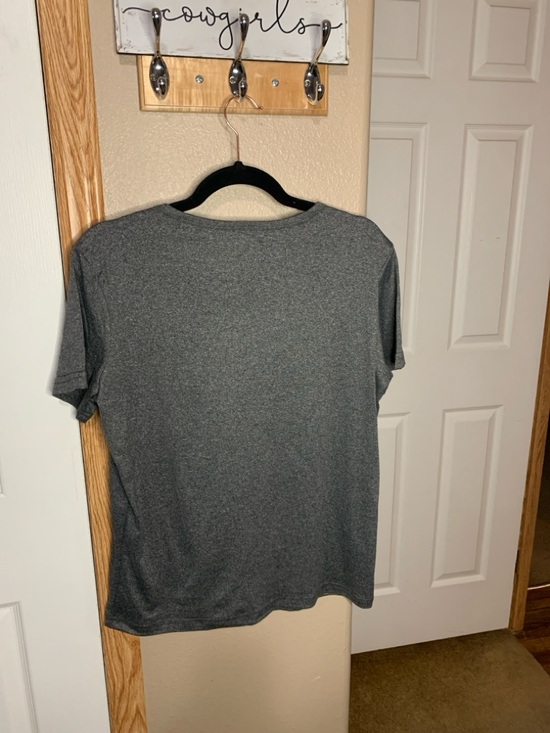 WESTERN Gray Graphic Print Short Sleeve Tee Shirt Boots and Bling - Picture 4 of 4